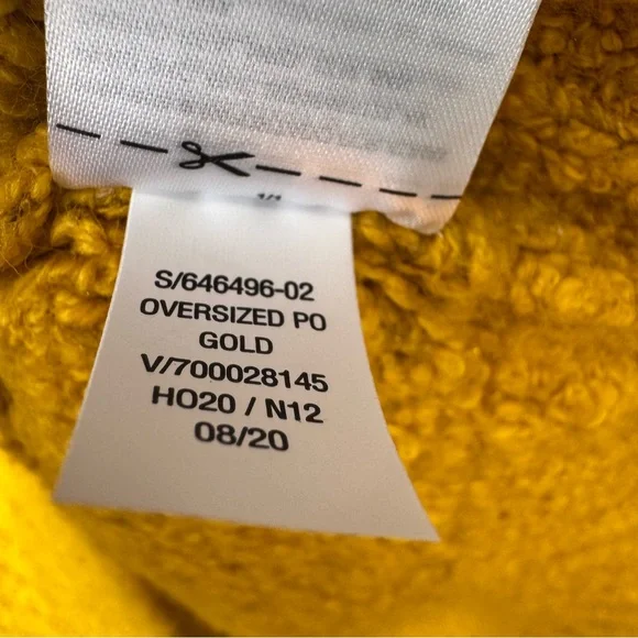 Old Navy Cozy Oversized Bouclé Crew Neck Sweater in Gold. NWT. XS - Picture 10 of 12